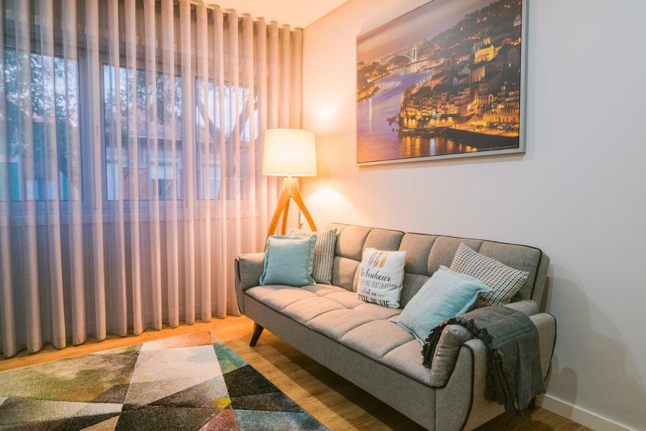 Lechartier Oporto Apartments 2 ภายนอก รูปภาพ