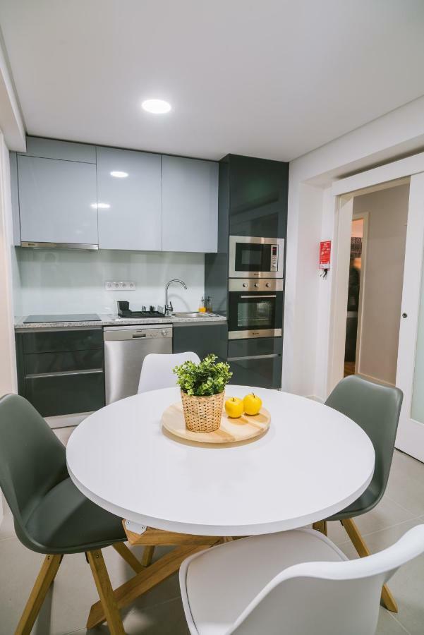 Lechartier Oporto Apartments 2 ภายนอก รูปภาพ